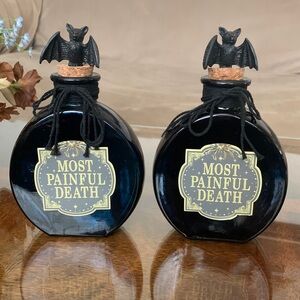 2 Most Painful Death Gothic Potion Decoration Apothecary Bottle Cork Bat Stopper
